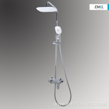 Bath tub faucet with hand shower head